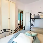 [via Crispi] Grande E Comodo In Zona Tranquilla. * Pietra Ligure